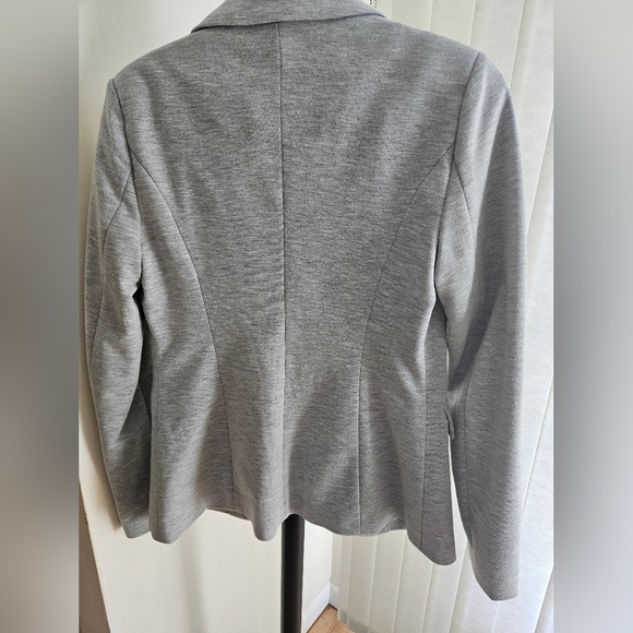 Never worn Vero Moda light grey blazer - Picture 5 of 5